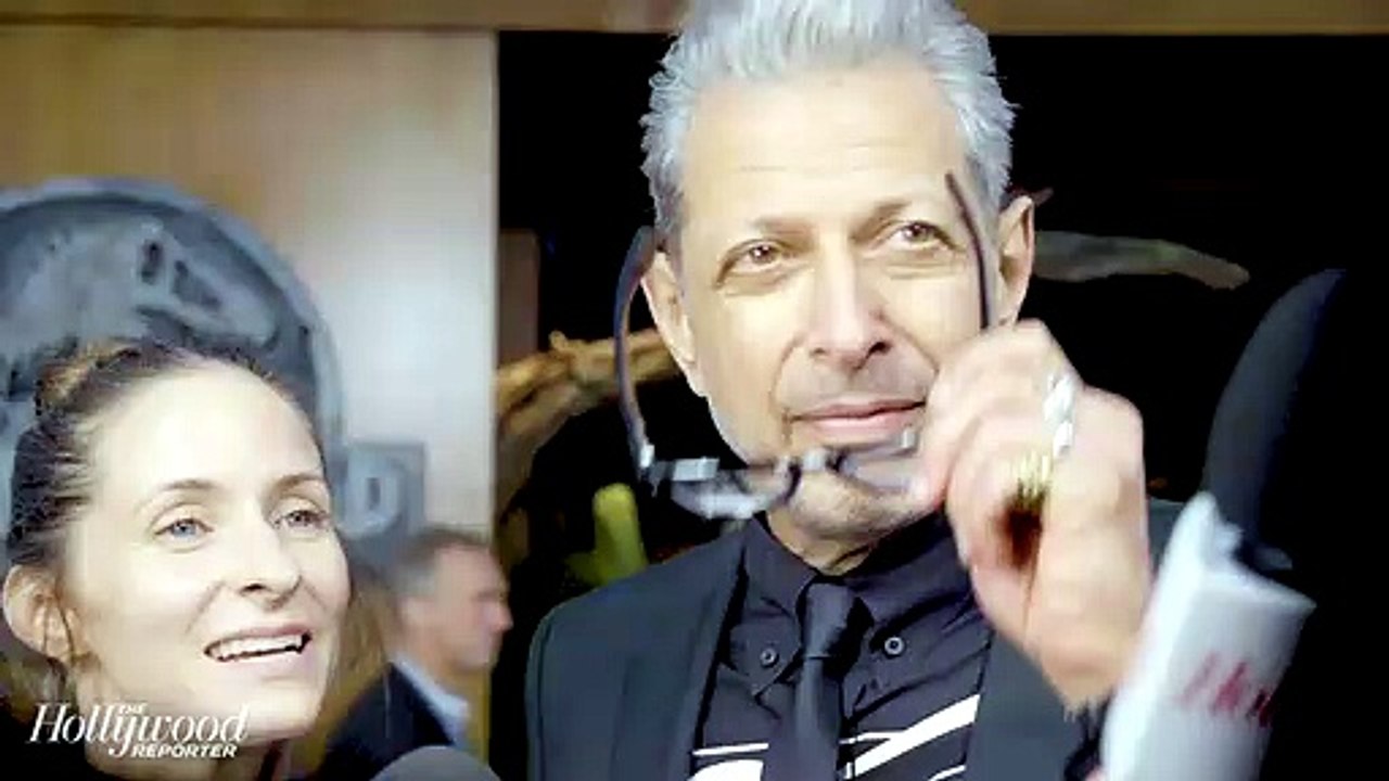 Jeff Goldblum Offers His Side of a Conversation with a Dinsoaur: "Tell Me, What Do You Need?" | 'Jurassic World: Fallen Kingdom" Premiere [Full Movie]