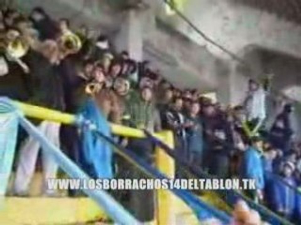 LA BOMBONERA NO LATE, "ACOPLA" LA 12 ALIENTAN LOS PARLANTES!