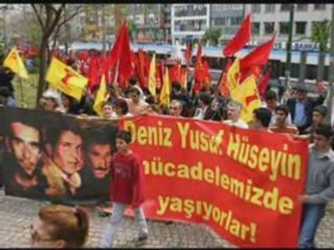 Deniz gezmis ask olsun sana çocuk!!!!(edip akbayram)