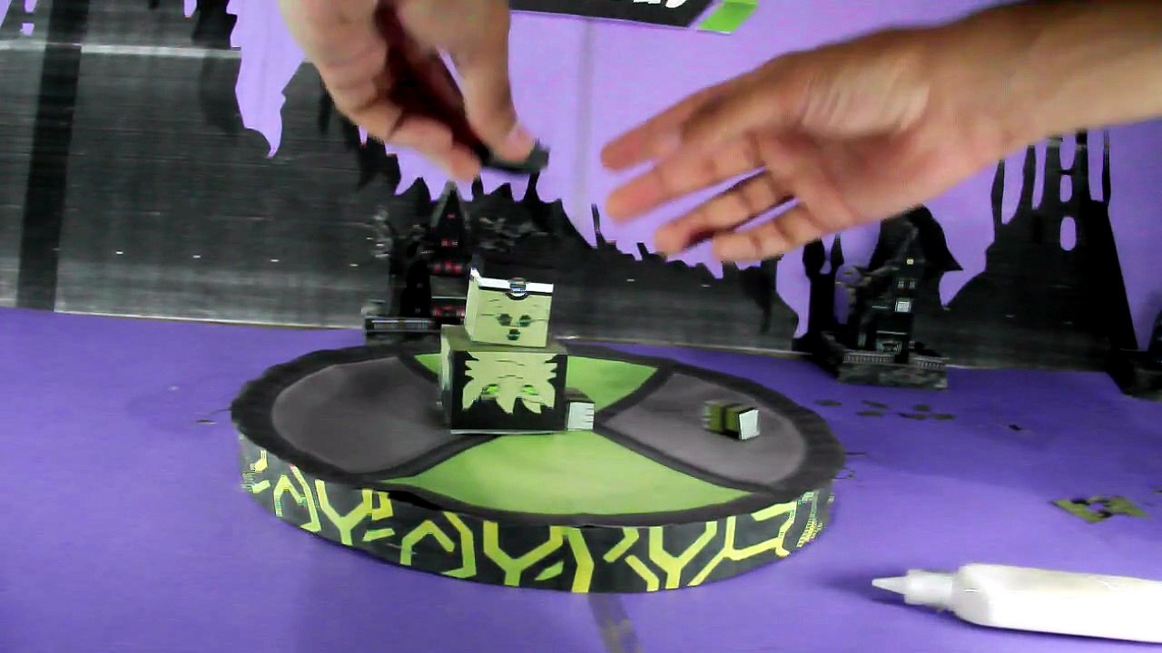 8 - Tutorial- Papercraft do Benvictor e Victor- Ben 10