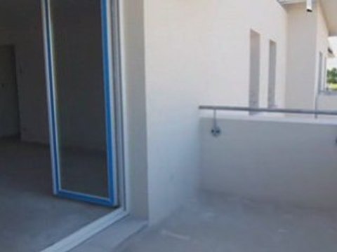 33240 appt T2 à 2 minutes centre st andré de cubzac