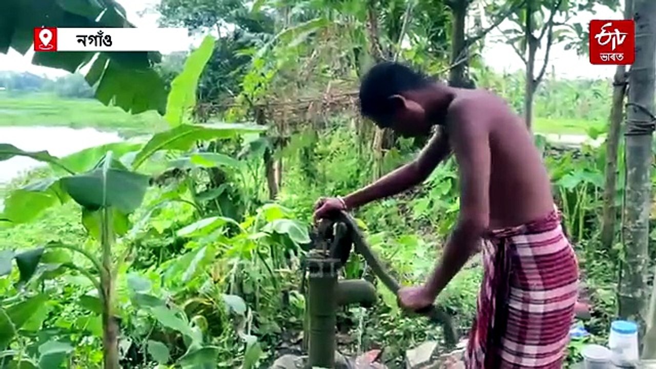 উন্নয়নৰ আঁৰত দৰিদ্ৰতাৰ কান্দোন !