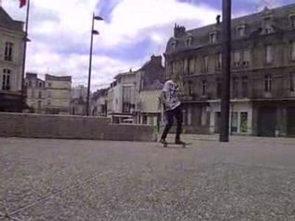 dans la série flip je demande florian dit la mangouste!