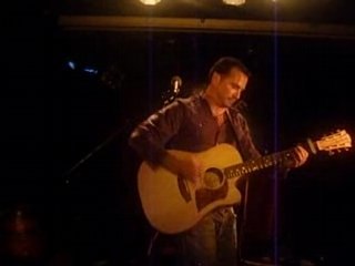 Mick Hart 03 - Hey Hey (@ Dame du Canton)