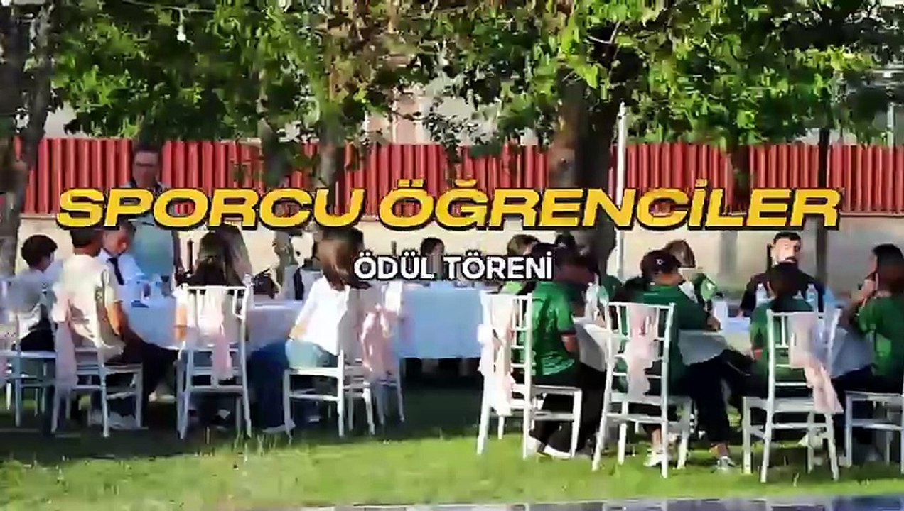 Diyarbakır Akşemsettin Ortaokulu'nun başarısı ödülle taçlandı