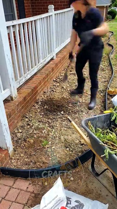 Dead Flower Bed to Clean Modern Garden Border! 🌿 Satisfying Transformation Timelapse