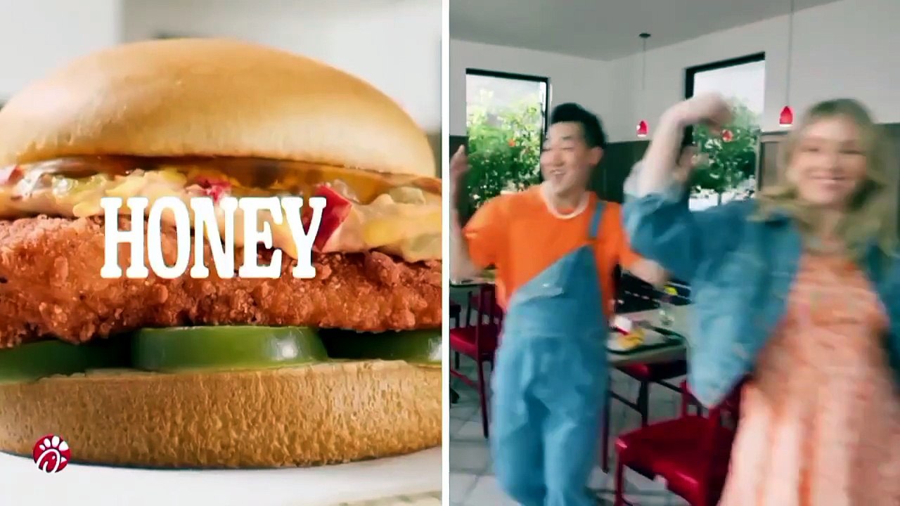 Chick-fil-A Honey Pepper Pimento Chicken Sandwich Commercial (May 2026)