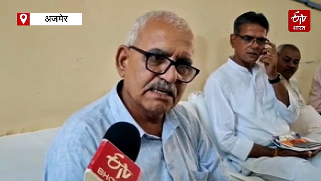'सोशल मीडिया पर रोक नहीं, विवेक सिखाएं': आरबीएसई अध्यक्ष राठौड़ बोले- शिक्षक पहले खुद छोड़ें मोबाइल, तभी सुधरेंगे बच्चे