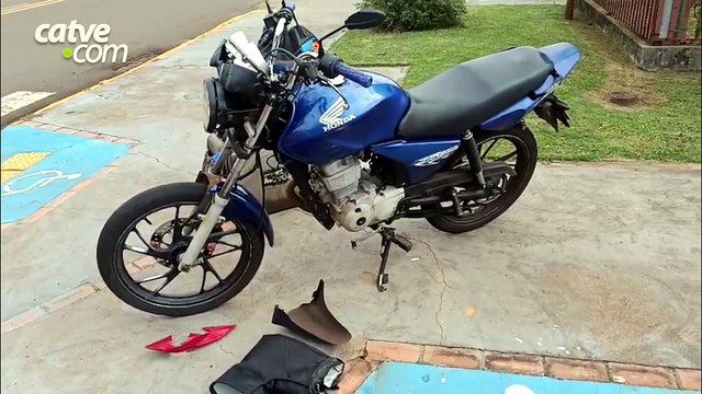 Batida entre duas motos deixa dois feridos na Vila Industrial, em Toledo