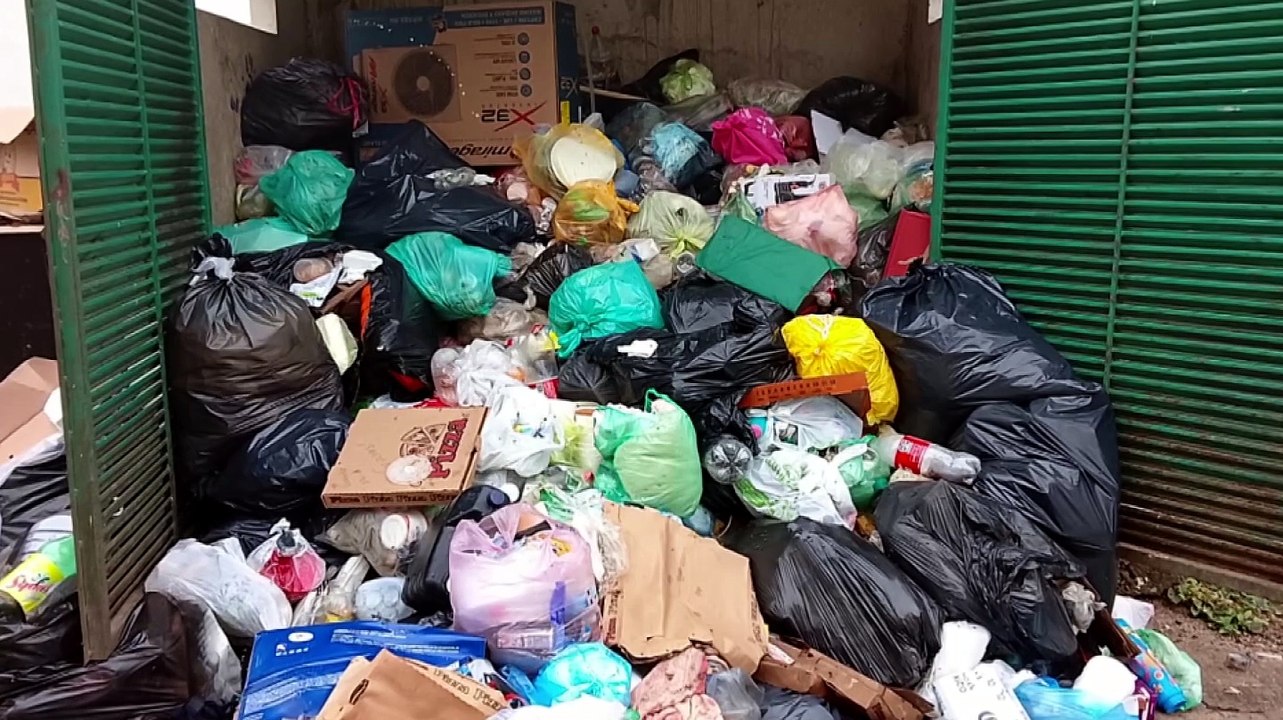 Basura en Ecoterra: vecinos podrían llevarla al vertedero | CPS Noticias Puerto Vallarta