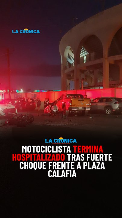 Motociclista termina hospitalizado tras fuerte choque frente a Plaza Calafia