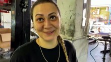 Yasemin Usta Aracın Motorunu Dağıtıp Toplayabiliyor İki oğlu ve eşi Vedat Usta Telefon Aşağıda