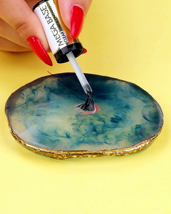 Nail the art of DIY with these genius nail hacks! 💅