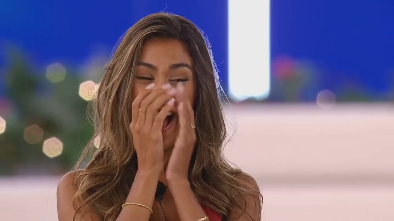 Love Island (2015) Season 13 Episode 24