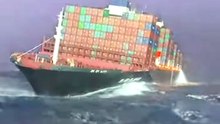 “Ocean Fury When Giant Ships Lose the Battle #OceanStorm #CargoShip #Shipwreck #SeaDisaster #shorts