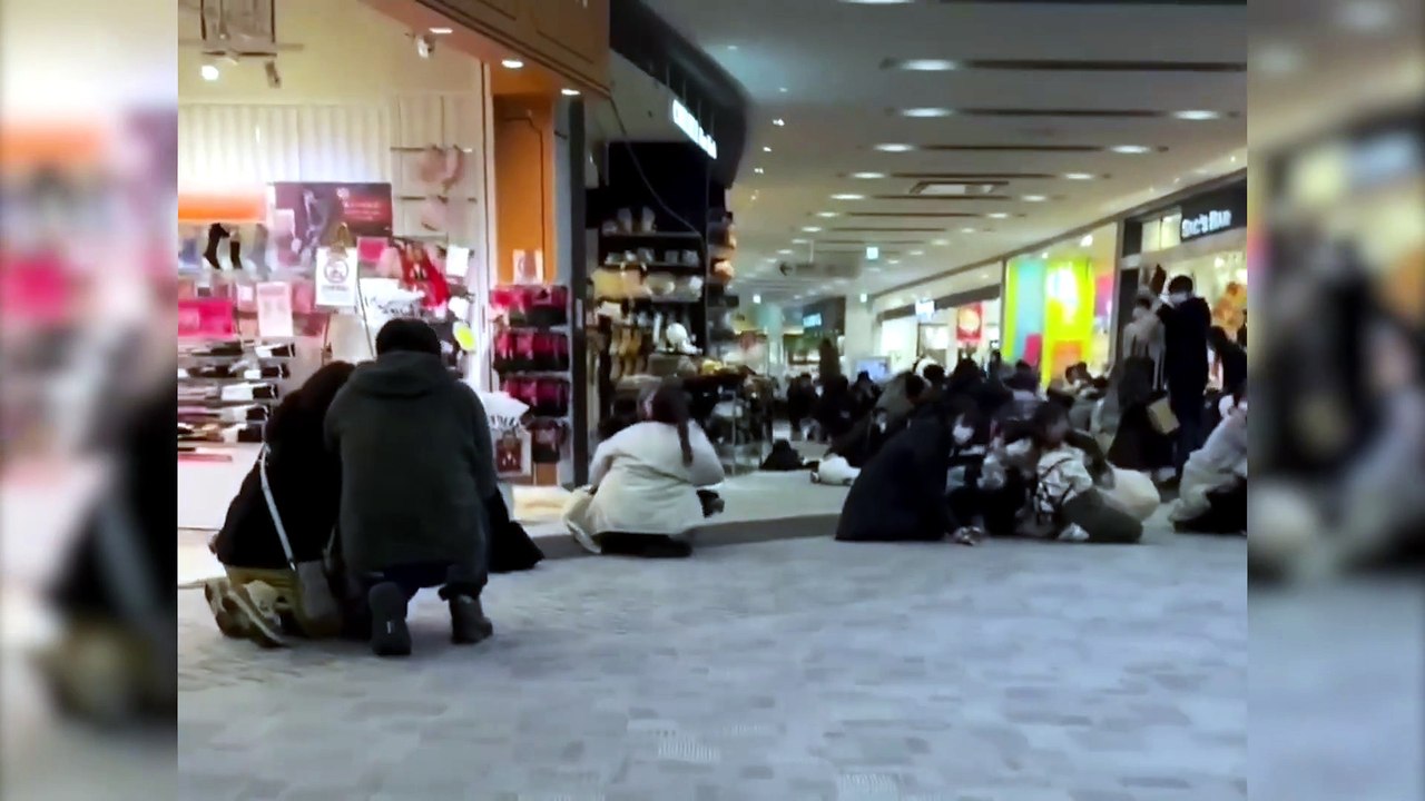Fuerte terremoto de 7.1 en el sur de Japón: colapsó un shopping y buscan a personas atrapadas