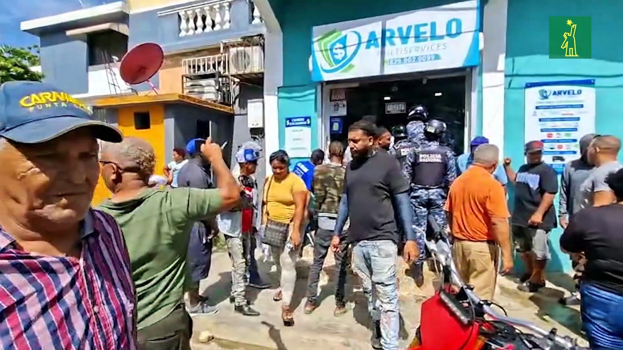 Intento de asalto a casa de cambio en Sosúa deja un herido; propietario desarmó al asaltante