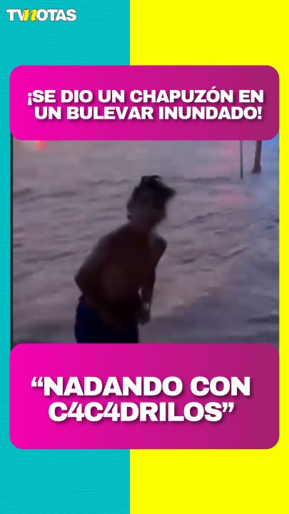 ¡SE LANZÓ A NADAR EN PLENA CALLE! Joven desafía la corriente tras fuertes lluvias en Hermosillo