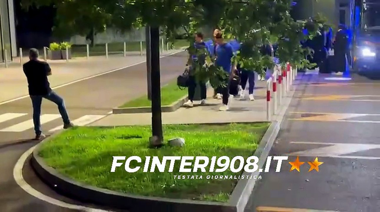 VIDEO FCIN1908 / Inter, le immagini della partenza della squadra per la tournée in Asia