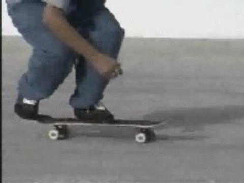 Skateboarding - How to 360 flip