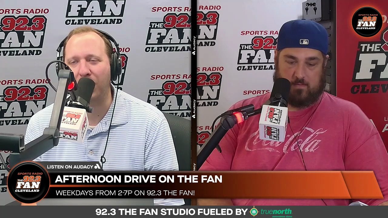 Ashley Bastock: I wouldn't be surprised by Jadeveon Clowney reunion; early QB takeaways from camp
