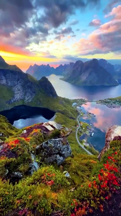 The Midnight Sky Looks Like Daytime In Lofoten, Norway 🇳🇴