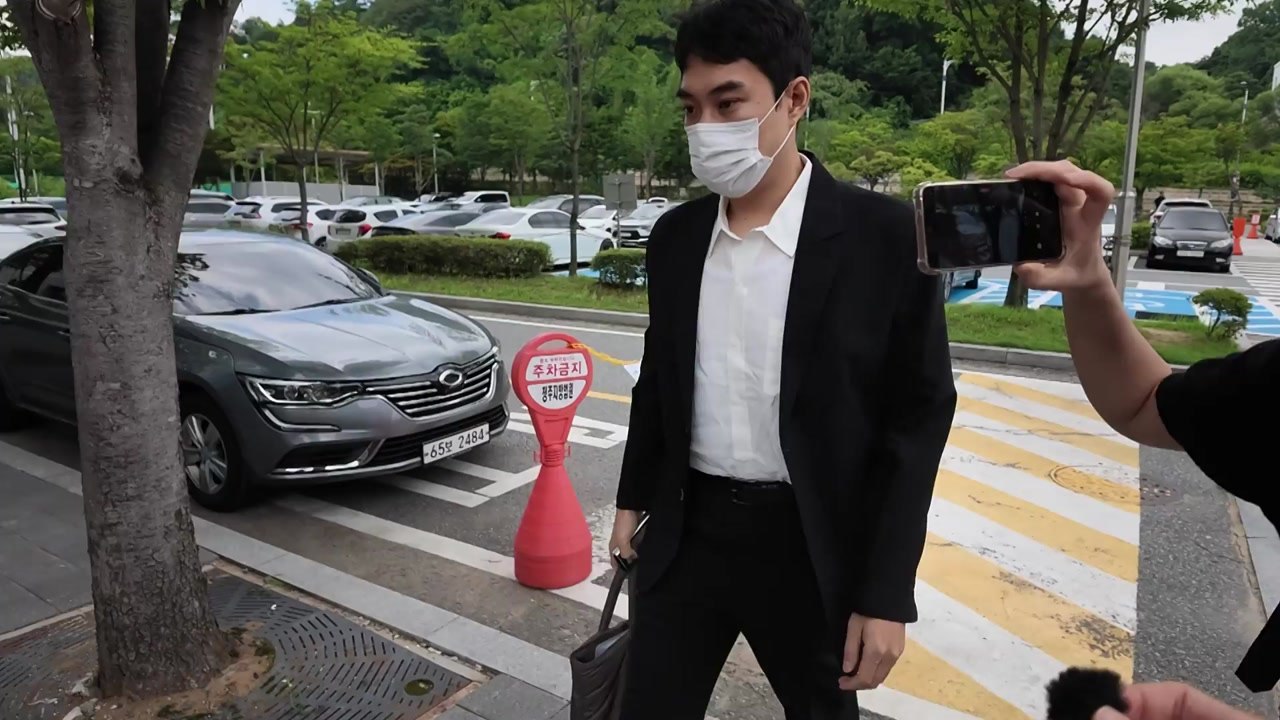 '미성년자 성매매' 최영중 전 청주시의원 구속심사 / YTN