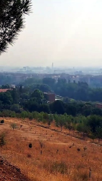 El humo de los incendios mantiene elevada la contaminación
