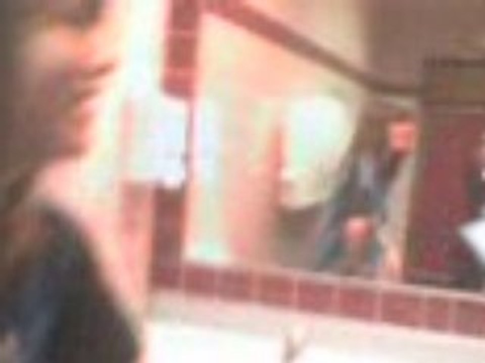MOV00037