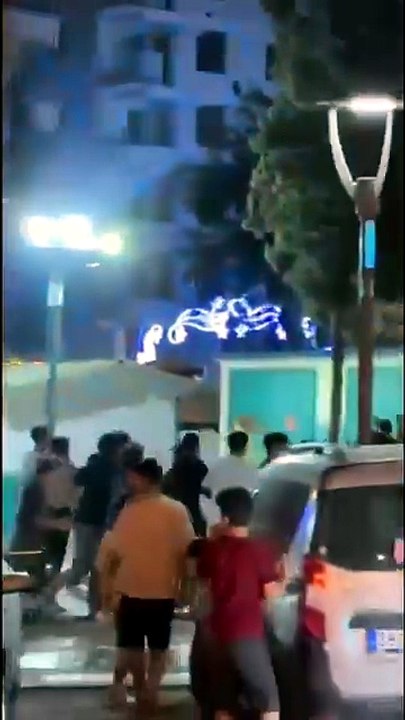 Şanlıurfa’da Meydan Muharebesi Gibi Kavga: Kemer, Sopa ve Kürekler Havada Uçuştu!