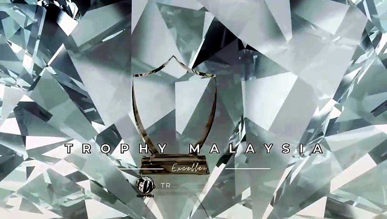 Clear Crystal Plaques at Trophy-World Malaysia | Custom Trophies & Plaques Supplier