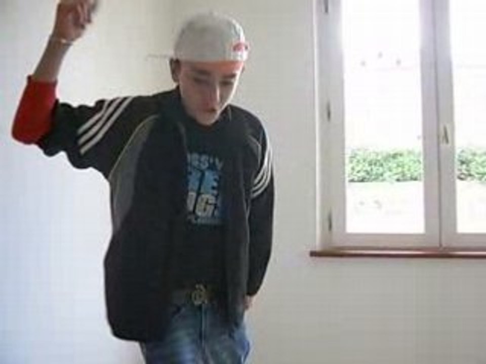 parodie M Pokora Elle me controle