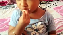 ASMR|BABY EATING 🥭 video😍cute reaction😍