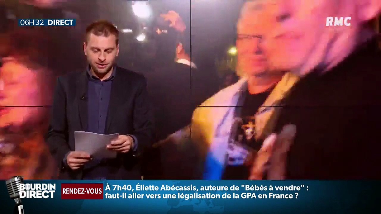 2018 - Johnny Hallyday : Ils découvrent le nouvel album sur le parvis de la gare dans Bourdin Direct sur RMC Story (25 Octobre)