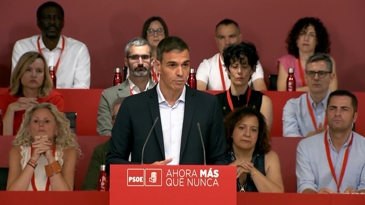 La UE recibe alertas sanitarias por otra regularización de Sánchez: legalizará mascotas de «origen no autorizado»