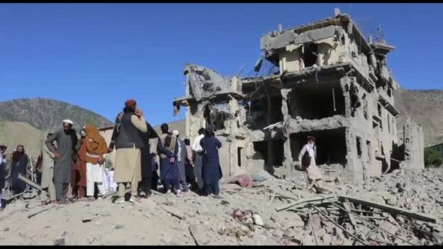 Afghanistan, decine di civili uccisi in attacchi dei pakistani