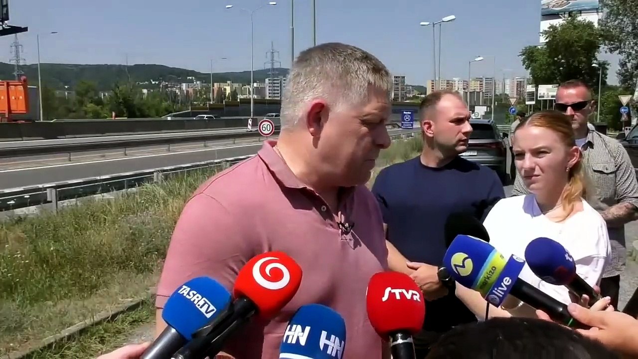 ZÁZNAM: Premiér vyjadril solidaritu všetkým ľuďom, ktorí pracujú počas extrémnych teplôt