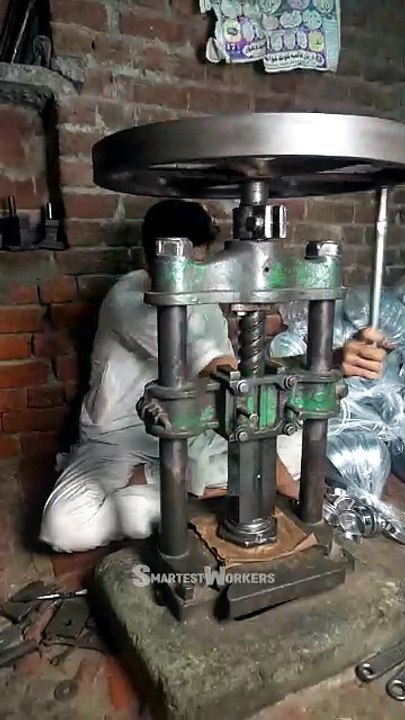 How to Make Stainless Steel Mesh Coffee and Tea Strainer