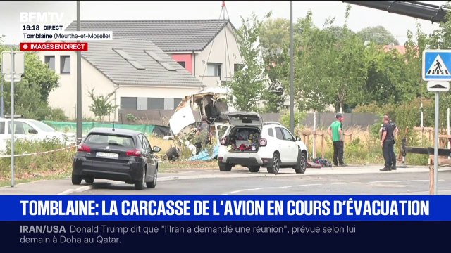 Crash aérien en Meurthe-et-Moselle: la carcasse de l'avion en cours d'évacuation