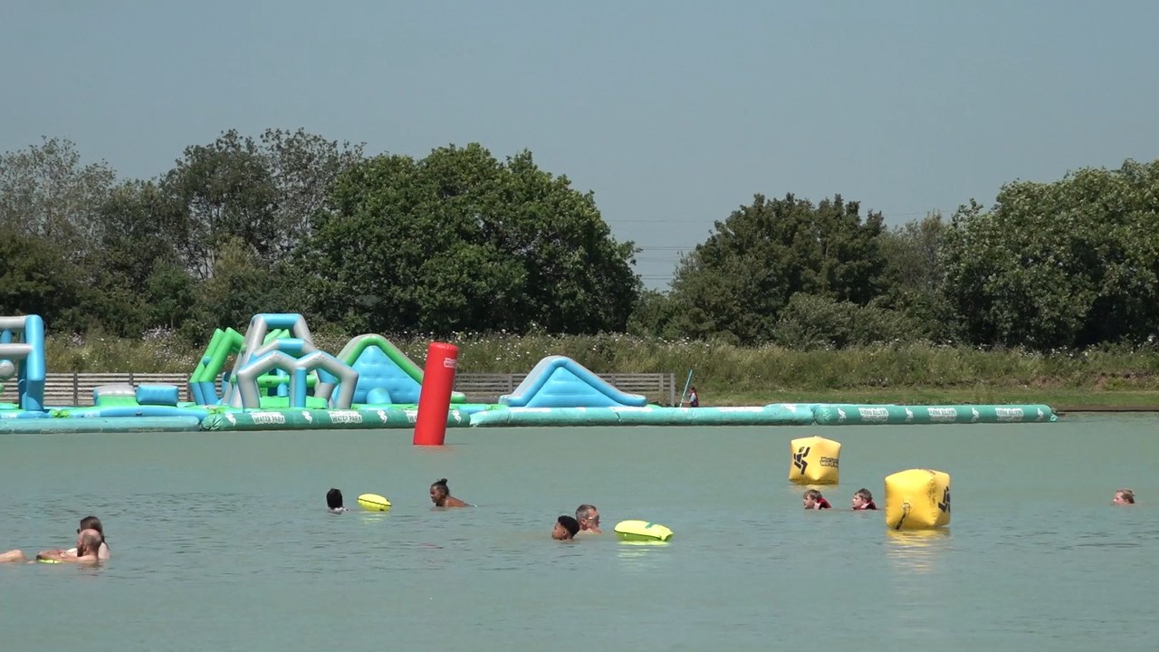 UK heatwave: June temperature record broken