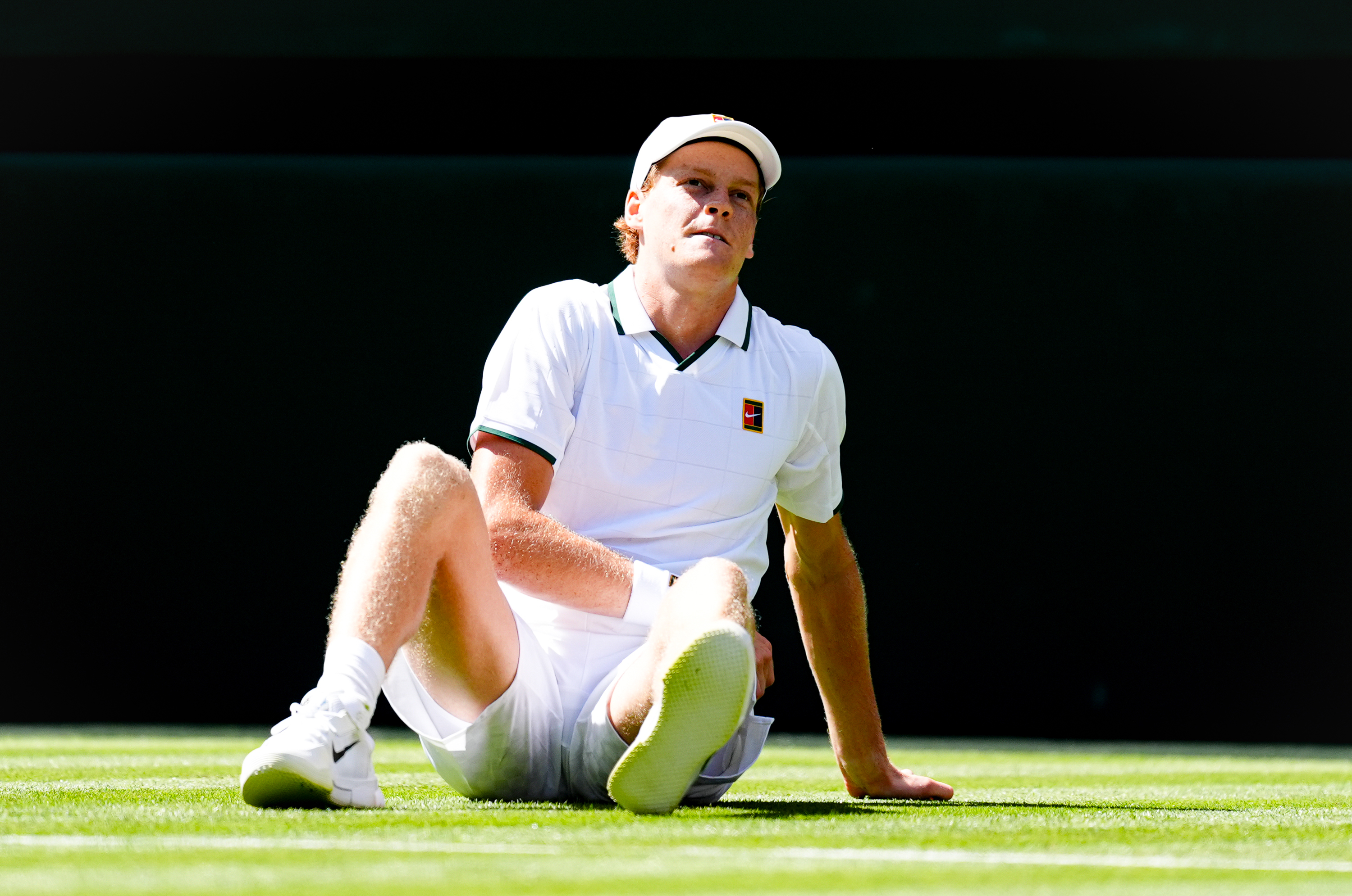 Wimbledon : après avoir chuté et concédé deux sets, Jannick Sinner vient à bout d'un coriace Miormir Kecmanovic