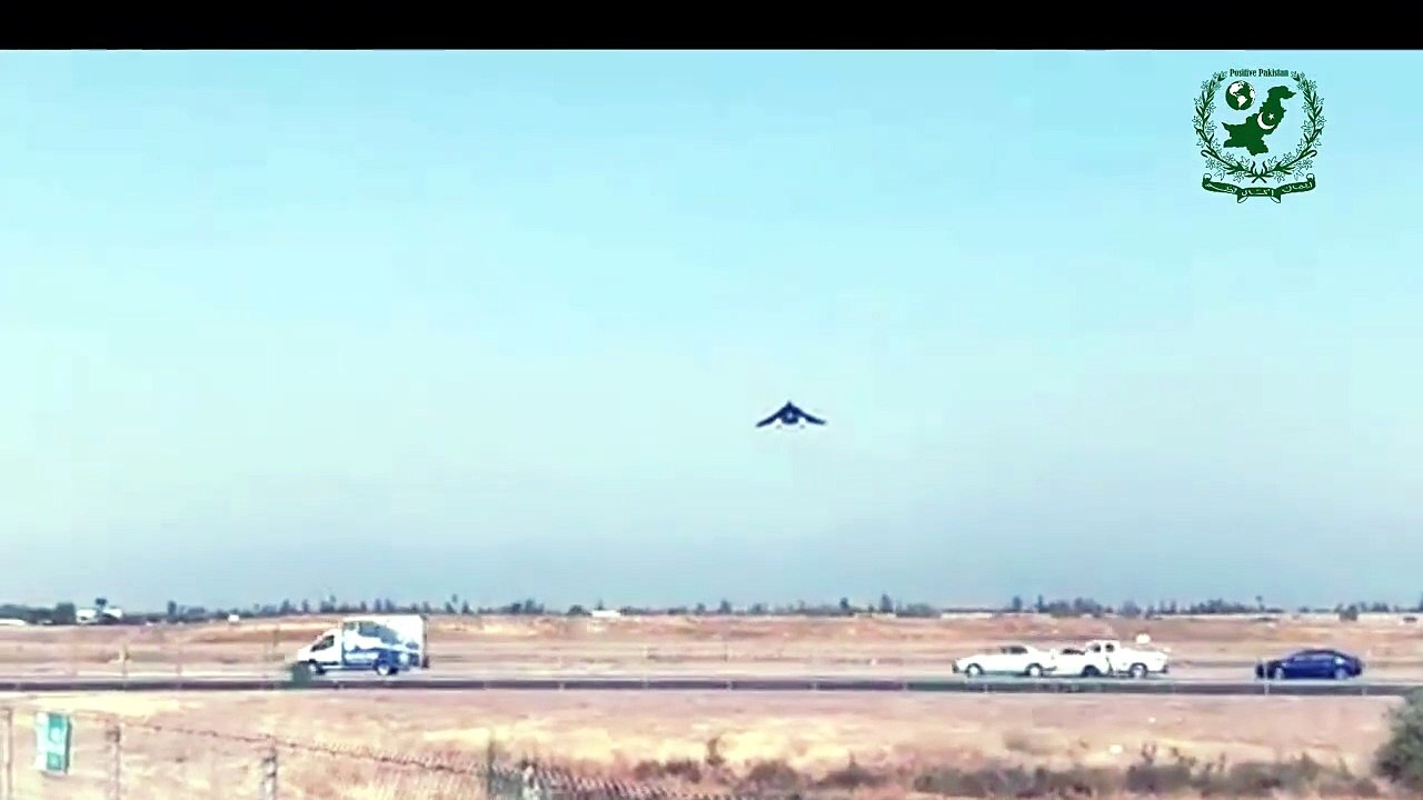 F-117 Nighthawk_ Unveiling the First Real Stealth Legend that Revolutionized Modern Warfare!