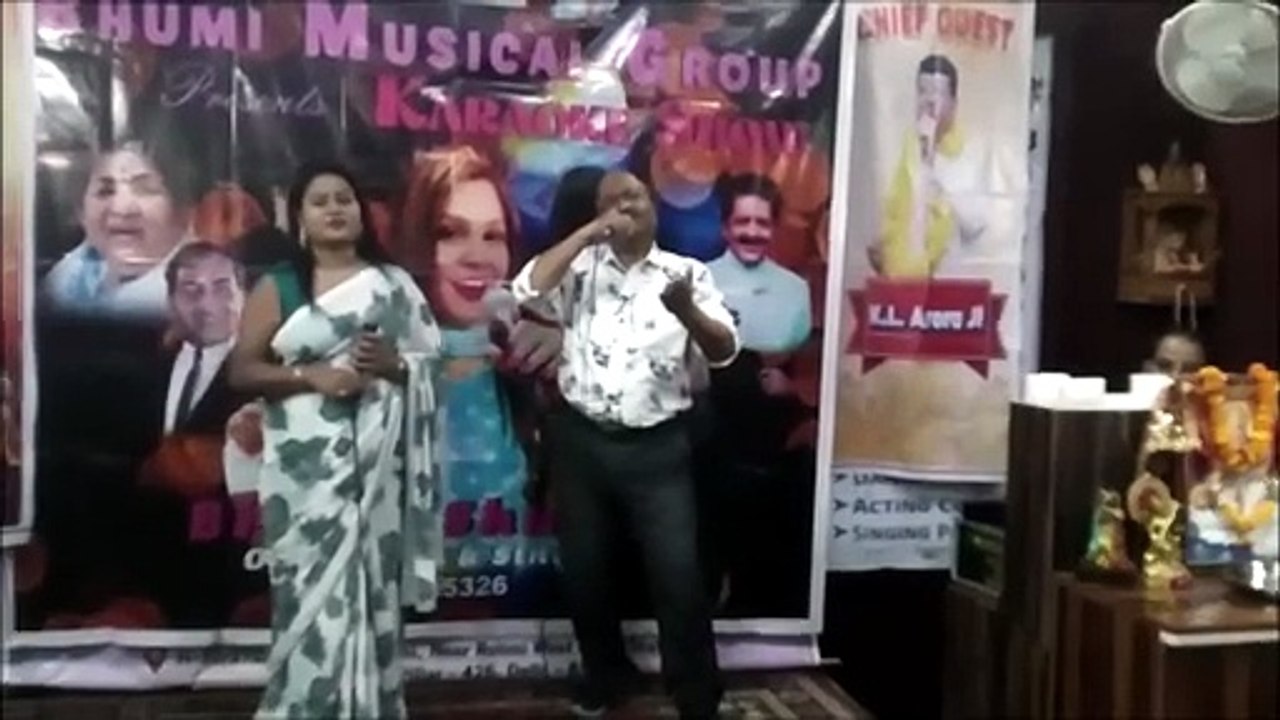 AAO TUMHE MAI PYAR SIKHA DU - EVERGREEN HINDI SONGS - PANKAJ JAIN