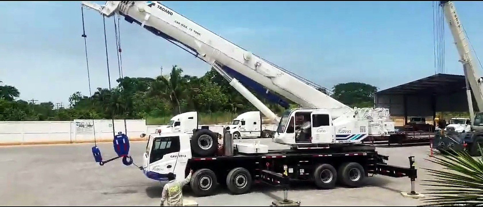 TADANO 475573