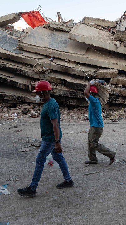 Venezuela eleva a 1.719 la cifra de fallecidos tras los terremotos