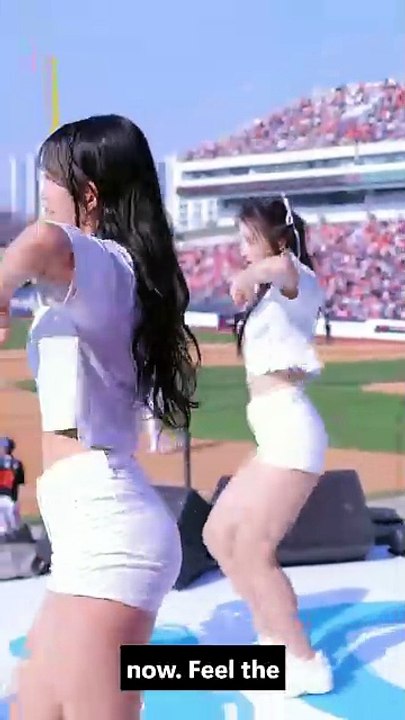 Korean Cheerleader Kim Jin-ah & Kim Jeong-won Out Song Dance Fancam + Cheerleader EP 98