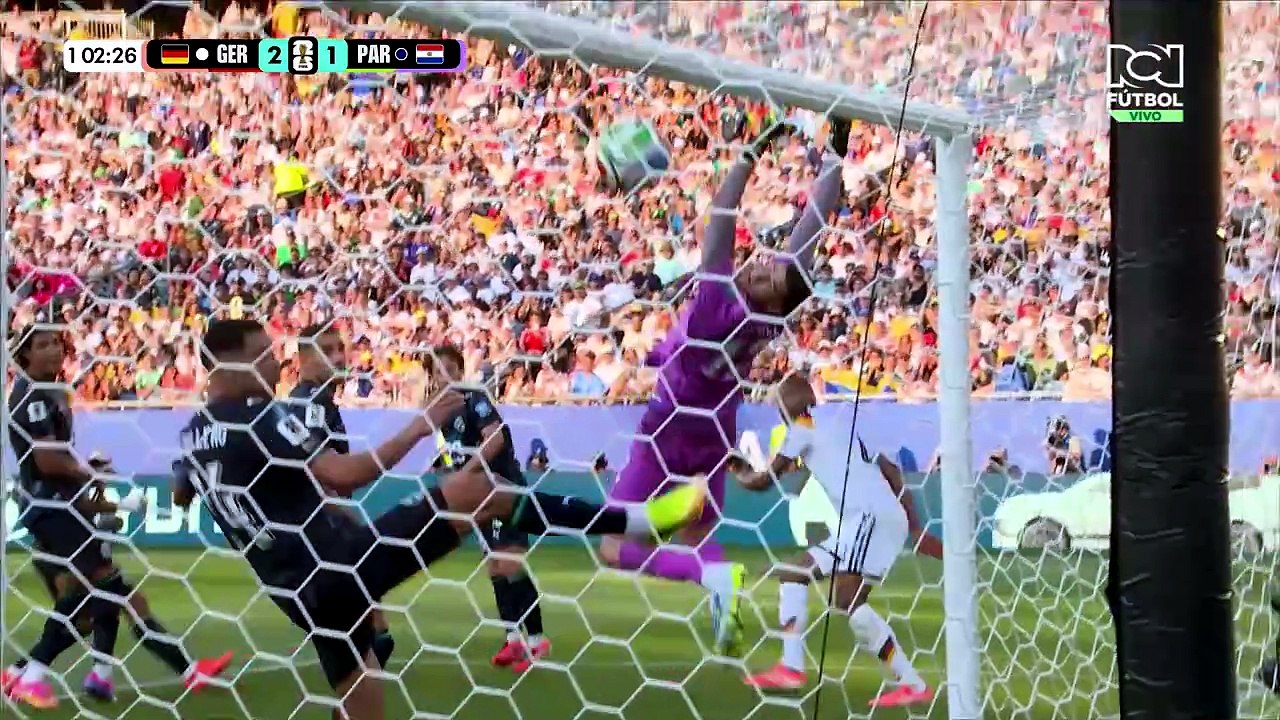 Gol anulado de Alemania contra Paraguay