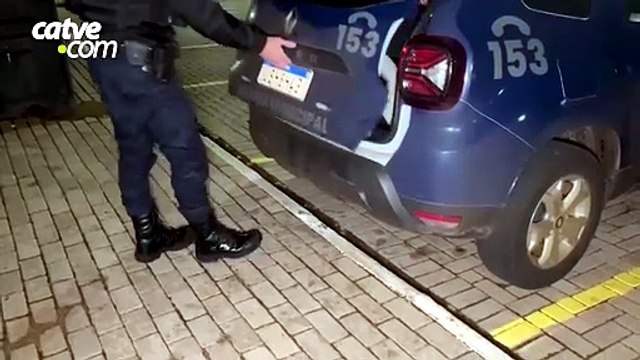 Homem é detido após furtar loja em shopping e voltar à cena do crime em Cascavel