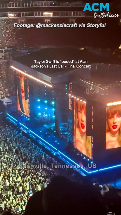 Crowds boo as Taylor Swift pays tribute to Alan Jackson