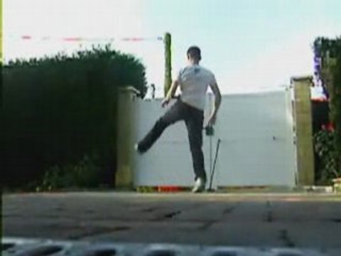 Jumping united slash